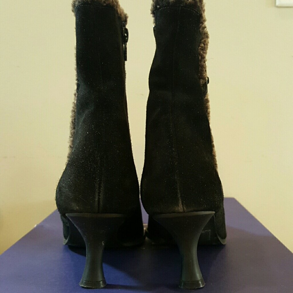 Stuart Weitzman Weatherproof, Suede, Shearling & … - image 2